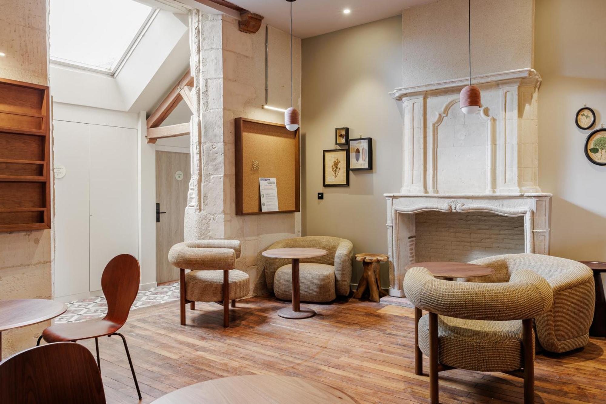 Hotel Cloitre - Entree Autonome, Reception En Ligne - Encore Mieux Orleans Bagian luar foto